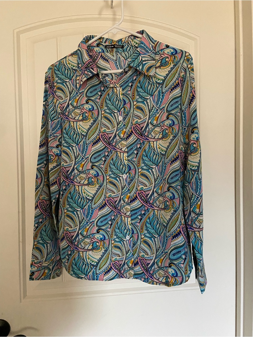 SHEIN Turquoise Floral Paisley Button-Down Shirt